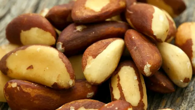 Las nueces de Brasil son uno de los alimentos más "naturalmente radiactivos".