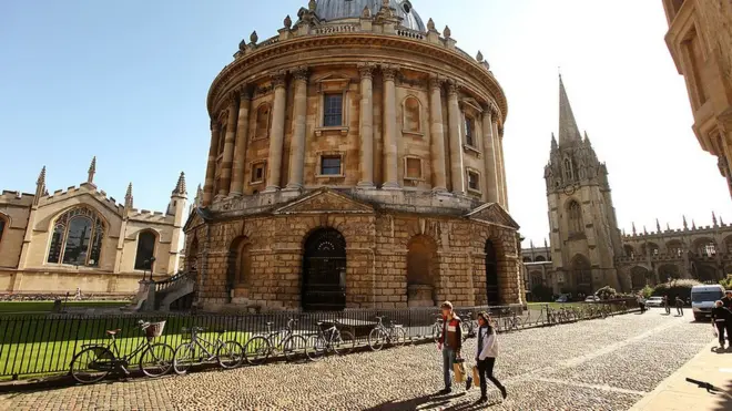 La Universidad de Oxford se mantiene como la mejor universidad del mundo.