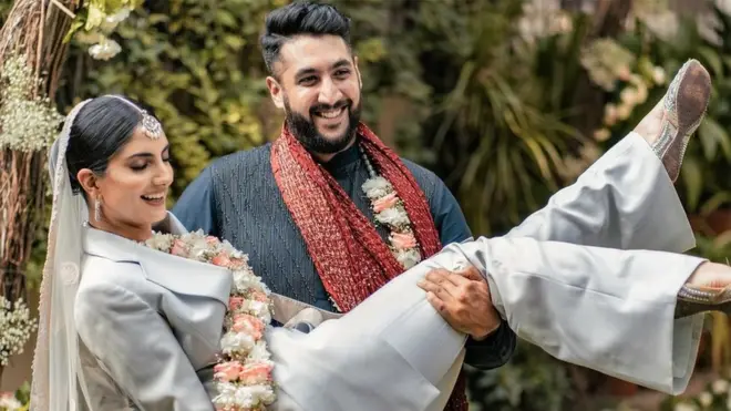 انڈیا، شادی، فیشن، لہنگا، پینٹ سوٹ