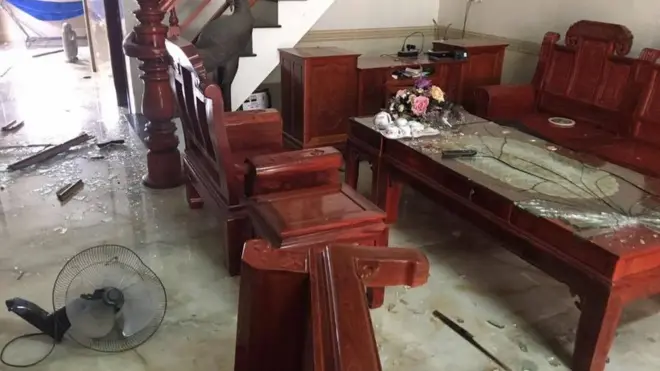 Tài sản của tại tư gia của một giáo dân bị hư hại sau vụ việc họ nói là xảy ra đêm 31/5