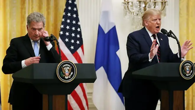 "لا تكن وقحا".. ترامب يحتد على مراسل صحفي