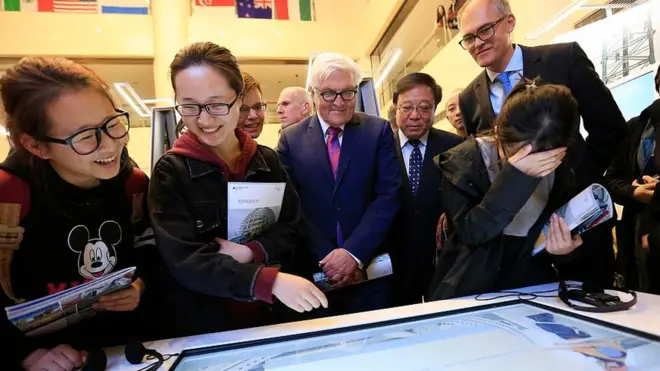 Tổng thống Frank-Walter Steinmeier trong một chuyến thăm đến TQ hồi 2016. Sau đó, ông lại thăm nước này hồi 2017 và cuối 2018