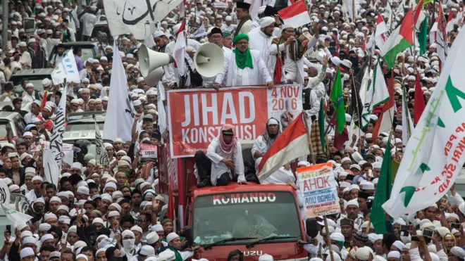 Berbeda dengan aksi 411 dan 212 lalu, aksi FPI, FUI dan GNPF MUI pada 11 Februari nanti disepakati hanya akan berlangsung di Masjid Istiqlal.