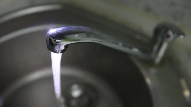 Для багатьох киян гаряча вода стає розкішшю