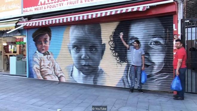 Hình ảnh trẻ con được vẽ lên các cửa hàng ở tây nam London để giảm tội phạm
