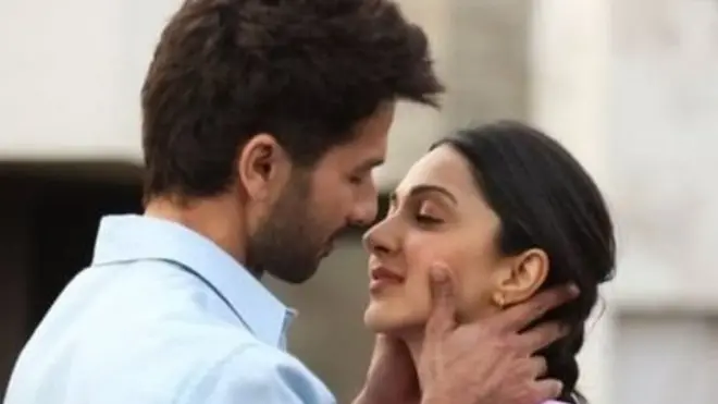 कबीर सिंह फ़िल्म के मुख्य कलाकार शाहिद कपूर और कियारा आडवाणी