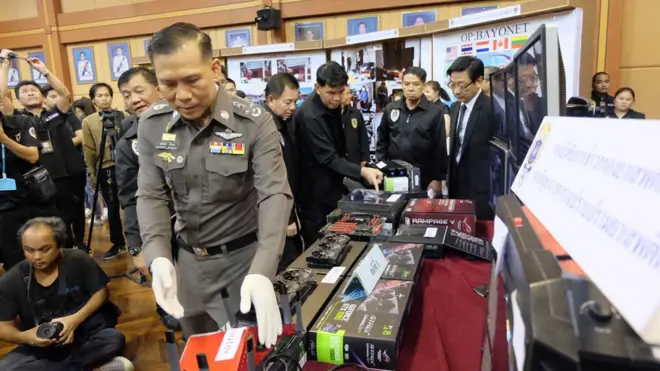 พล.ต.อ.เฉลิมเกียรติ ศรีวรขาน