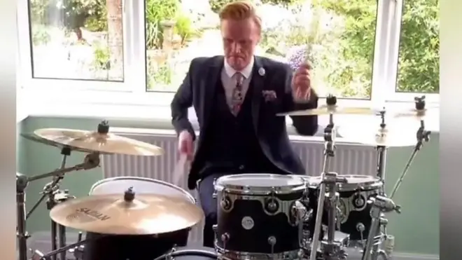 النشرة الجوية التي حققت أكثر من مليون مشاهدة