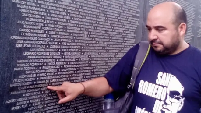 Oscar Aravena mantiene su fe en la Iglesia Católica, a pesar de los escándalos de abusos sexuales en la que se ha visto envuelta en Chile.