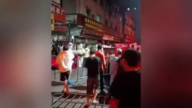 广东广州海珠区居民与防疫人员冲突(14/11/2022)