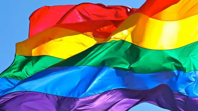 پرچم رنگین کمان