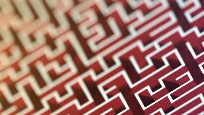 كيف يمكن أن تساعدك الأساليب الرياضية في الخروج من المتاهة