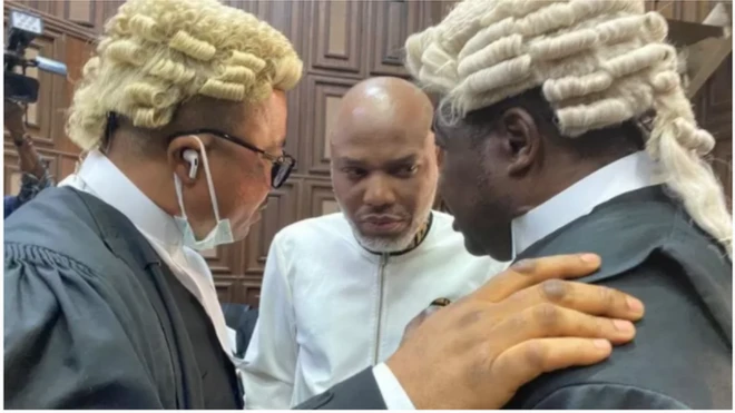 Nnamdi kanu ati awọn agbẹjọro rẹ