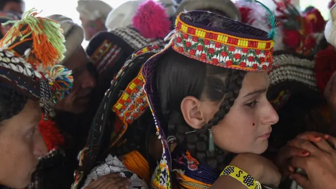 علاقے میں ایک مذہبی ماحول قائم ہے اور وہ نہیں چاہتے کہ عورتوں کی شرکت سے علاقے میں کسی قسم کی فحاشی یا عریانی کا تاثر پھیلے: تحصیل ناظم