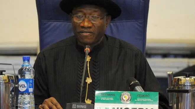 L'ancien président du Nigeria, Goodluck Jonathan, dirige la mission de la Cedeao au Mali.