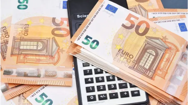 євро і калькулятор