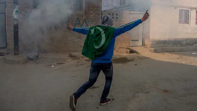 حریت کانفرنس کی کال پر مسلسل ہڑتال جاری ہے