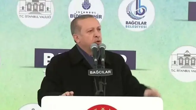 اردوغان يصف هولندا بأنها "فلول النازي" بعد منع هبوط طائرة وزير خارجيته