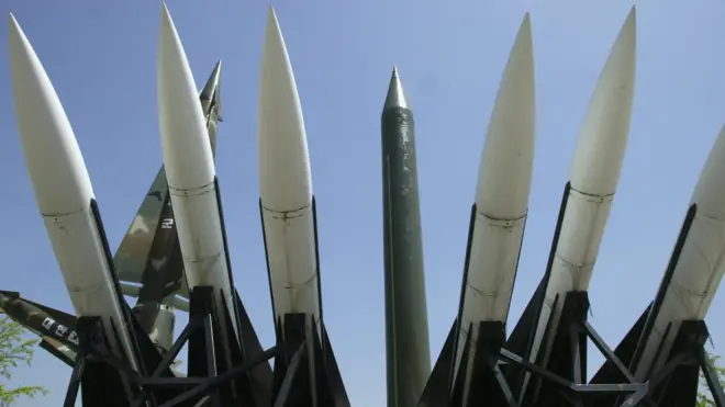 боєголовки