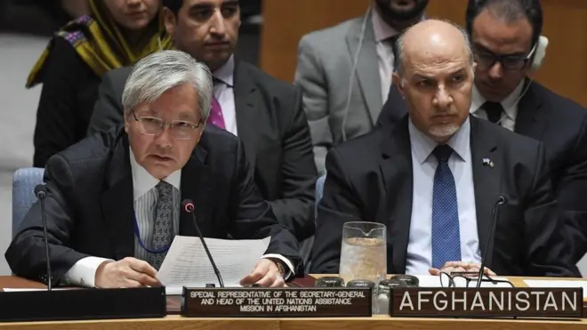 تادامیچي یاماموتو ګوندونو غږ وکړ چې د خپلو اندېښنو د لېرې کولو لپاره دې خبرې اترې وکړي، ځکه د ټاکنو د کمیسیون د دفترونو تړل د ستونزې حل نشي کېدلی