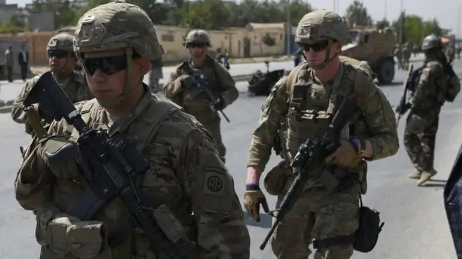 امريکايي پوځيان