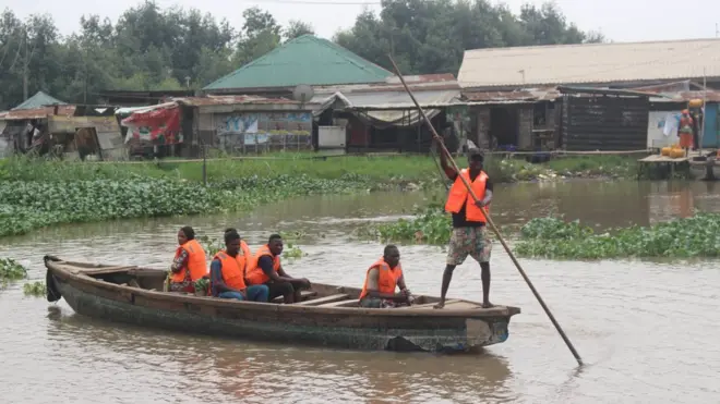 awọn eeyan ninu ọkọ oju omi