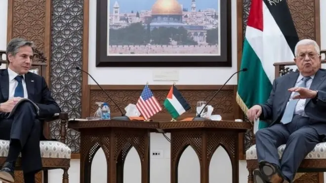 फ़लस्तीनी राष्ट्रपति महमूद अब्बास और अमेरिकी विदेश मंत्री एंथनी ब्लिंकन के बीच वार्ता