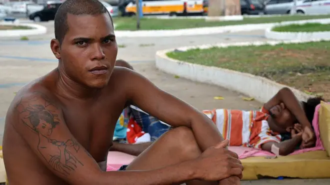 Joao Vitor memulai kehidupannya di jalanan saat usia 14 tahun.