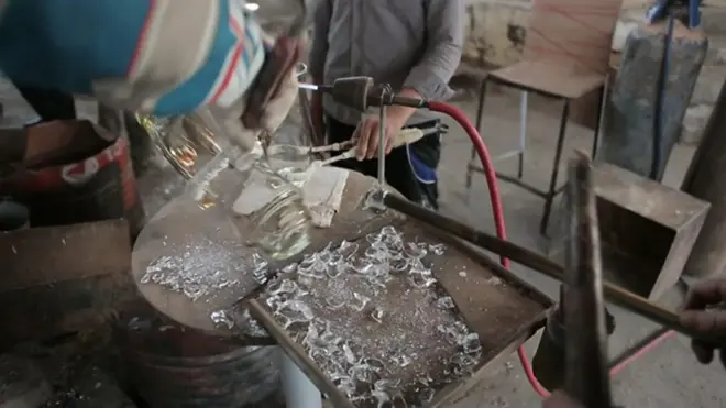 Les artisans verriers de Garah sont réputés à travers le monde