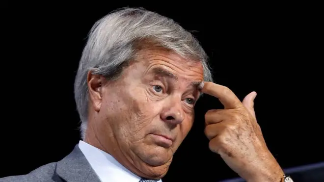 La garde à vue de l'homme d'affaires français Vincent Bolloré a été prolongée.