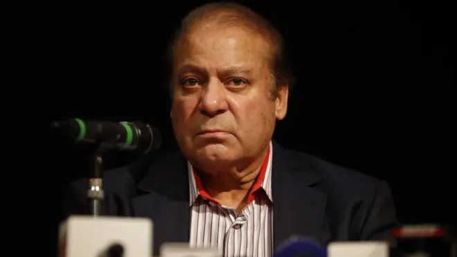 பாகிஸ்தான் தேர்தல்: என்னவாகும் நவாஸ் ஷெரீஃபின் எதிர்காலம்?