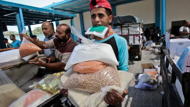 تحصل الأونروا على الدعم المادي عبر التبرعات الطوعية للدول الأعضاء في الأمم المتحدة