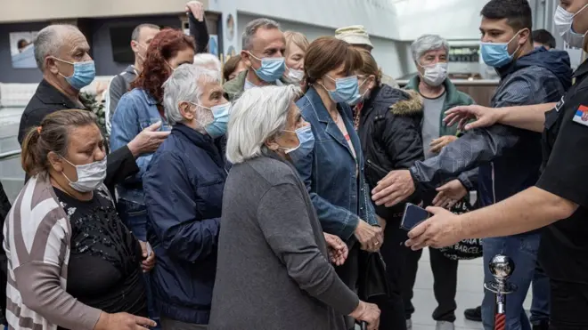 Президент Сербии Александр Вучич готов заплатить каждому, кто сделает прививку до 31 мая 2021 года, 25 евро