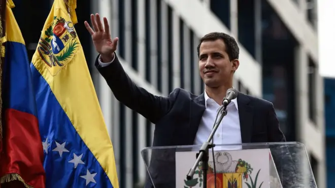 La juramentación de Guaidó creó una situación sin precedentes en Venezuela.