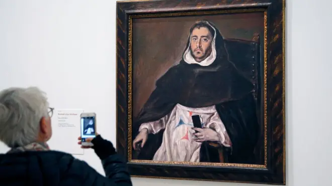 İncəsənət anlayışını alimlər kifayət qədər geniş təsvir edirlər