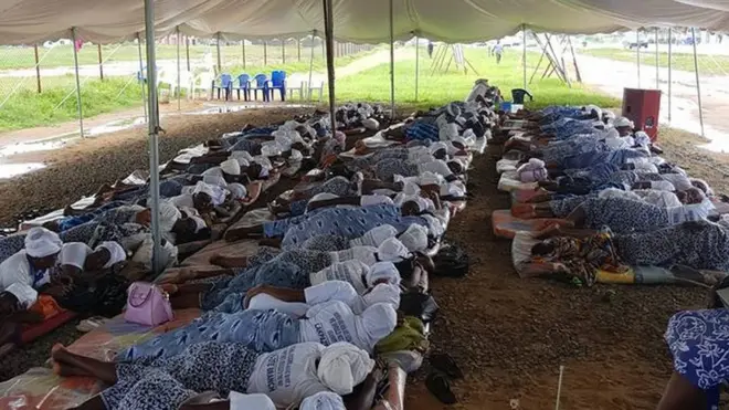 Plenty women don camp to pray for Liberia election