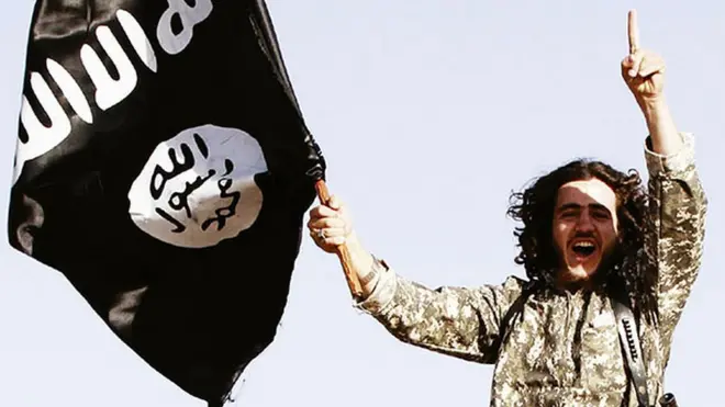 La propaganda de EI en 2014 glorificaba el "califato". Hoy está perdiendo gran parte de sus territorios.