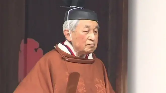 الإمبراطور الياباني أكيهيتو