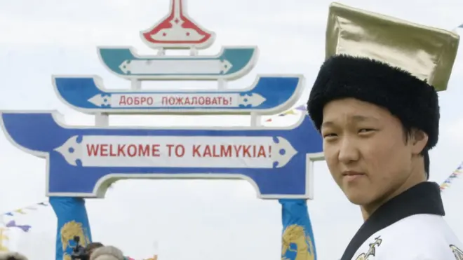 Только весной Калмыкия приветствовала нового врио главы республики, и он может задержаться в регионе, считают политологи