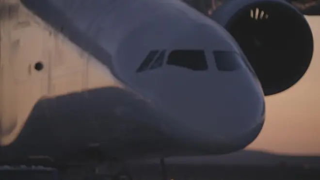 قامت أكبر طائرة في العالم من حيث المسافة بين جناحيها بأول رحلة تجريبية فوق ولاية كاليفورنيا الأمريكية.