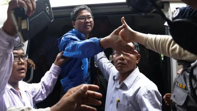 จอ โซ อู บอกให้นักข่าวคนอื่น ๆ ระมัดระวังตัว