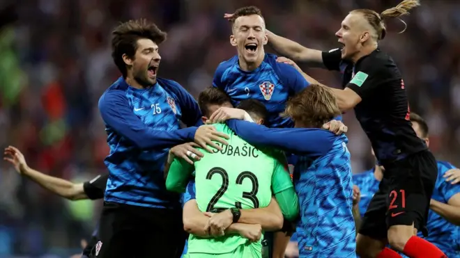 تمكن حارس مرمى كرواتيا دانيل سوباسيتش من التصدي لثلاث ركلات ترجيحية