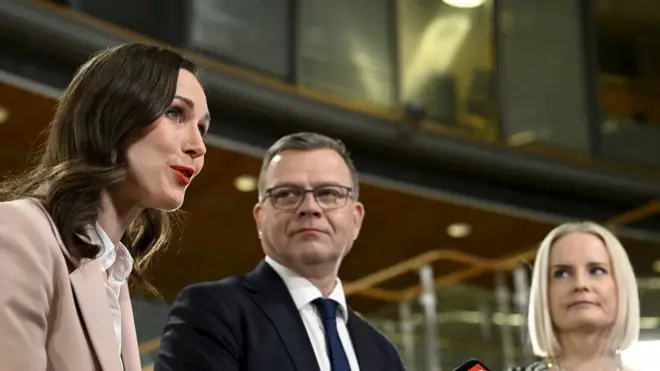 Санна Марин, Петтери Орпо, Рийкка Пурра