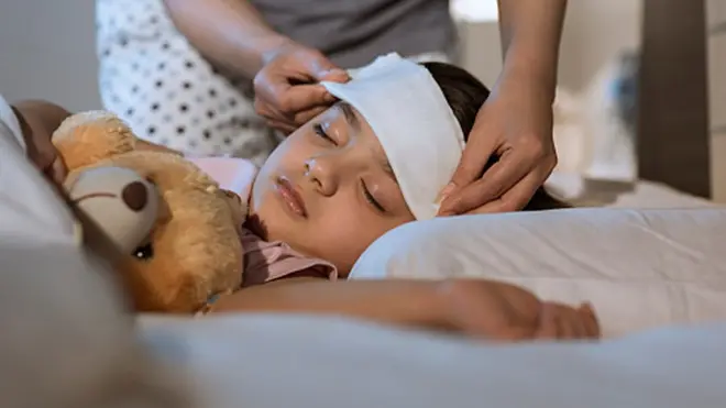 د روغتیاپالانو په وینا، په وروستیو کې کلونو د سینه - بغل ناروغي د نورو کلونو په پرتله په افغانستان کې کمه شوې ده، خو لا هم تر ټولو ډېر ماشومان د دغې ناروغۍ له امله په دې هېواد کې مري.