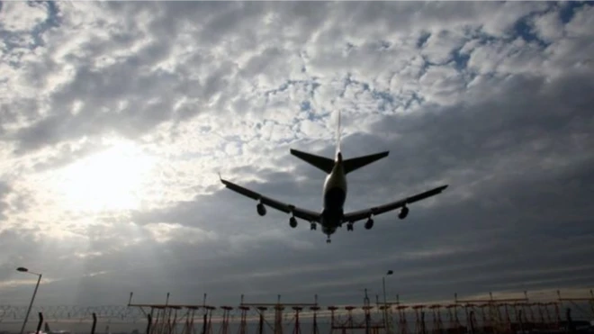 สายการบินบางแห่งออกคำเตือนให้ผู้โดยสารระวังรักษา "สุขภาพทางอารมณ์" ขณะอยู่บนเครื่องเป็นพิเศษ