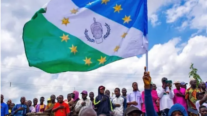 Awọn oluwọde kan pẹlu aṣia wọn