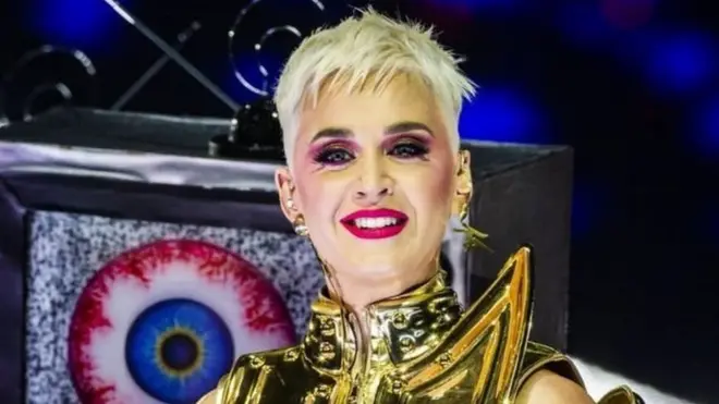 Кеті Перрі, співачка