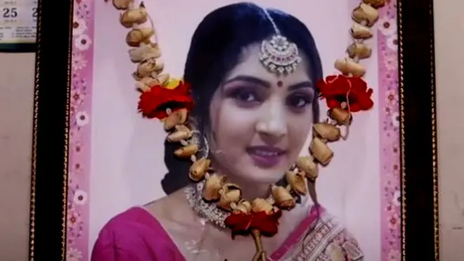 एकतरफ़ा प्रेम करने वाले 20 साल के एक युवक पर ग्रीष्मा की हत्या करने के आरोप हैं.