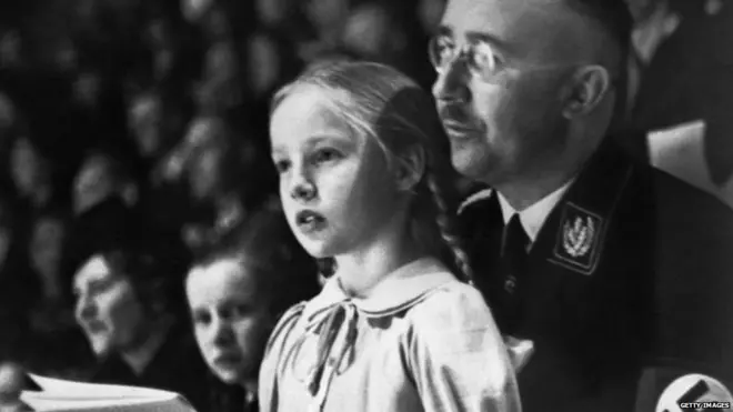 अपने पिता हेनरिक हिम्मलर के साथ गुडरुन बुरविट्ज