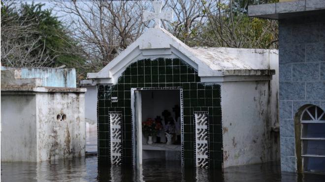 Кладовище в Парагваї